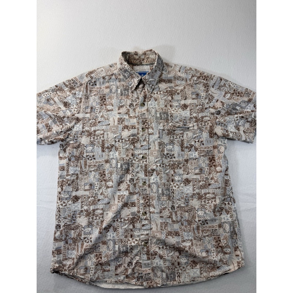 Columbia Mens Button Up Shirt Large Beige Fish Aztec AOP Short Sleeve Outdoor